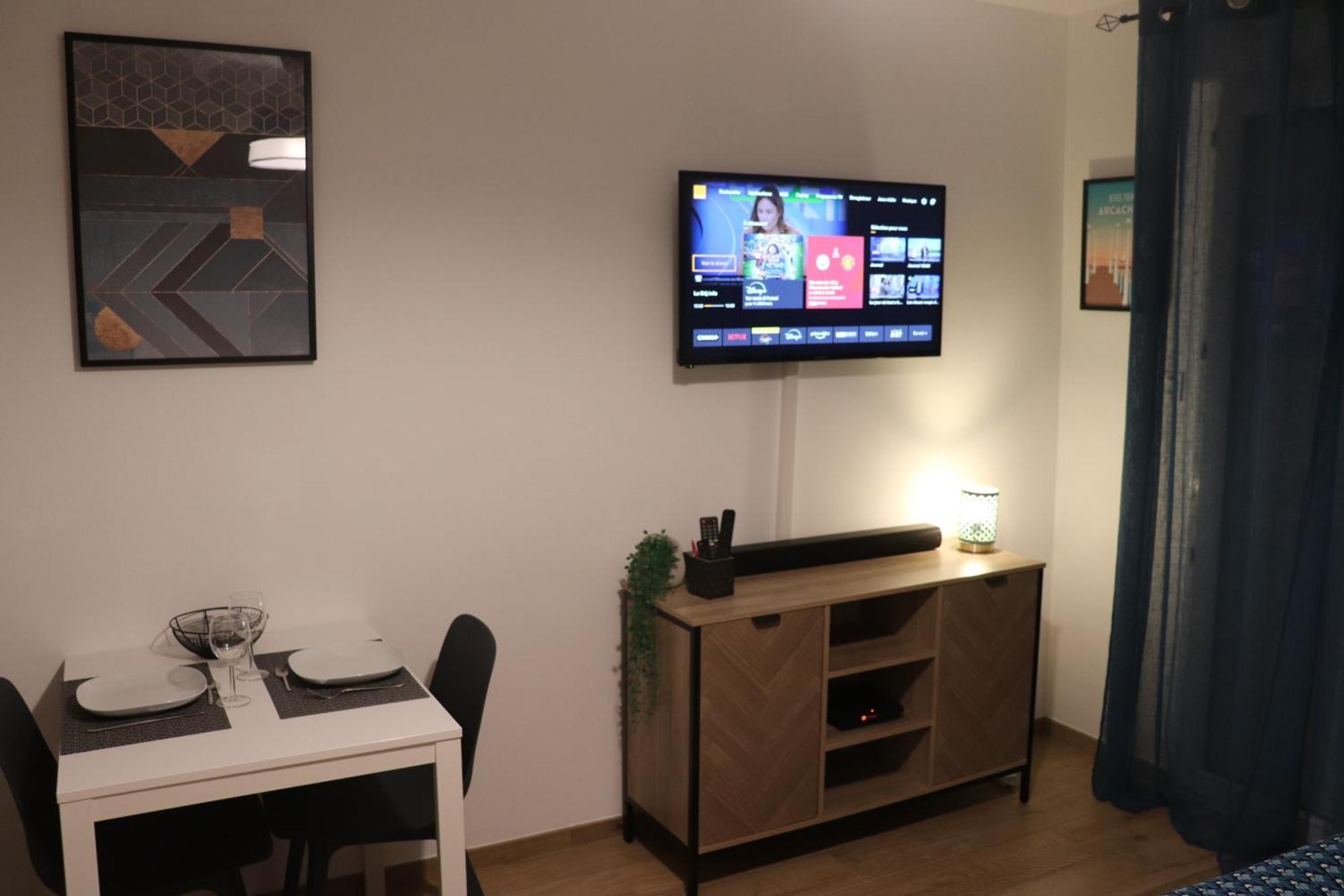 Le Panoramique - Parking, Tram A, Netflix Apartment Сенон Екстериор снимка